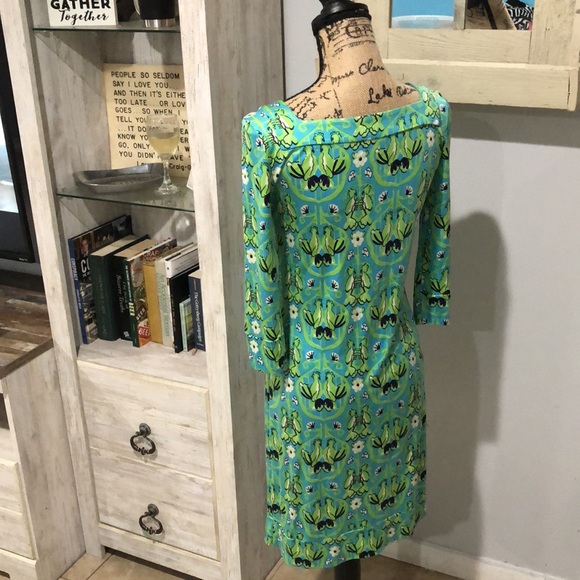 Green and teal bird dress size 4 - Picture 3 of 4